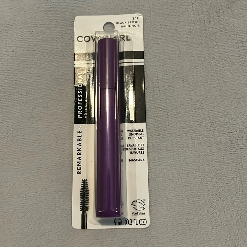 NWT Covergirl Professional Mascara 210 Black Brown